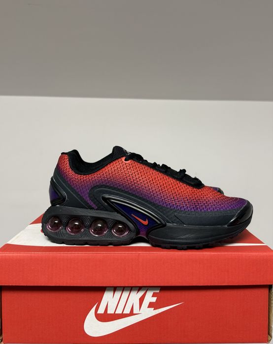 Nike Air Max DN Red Gradient