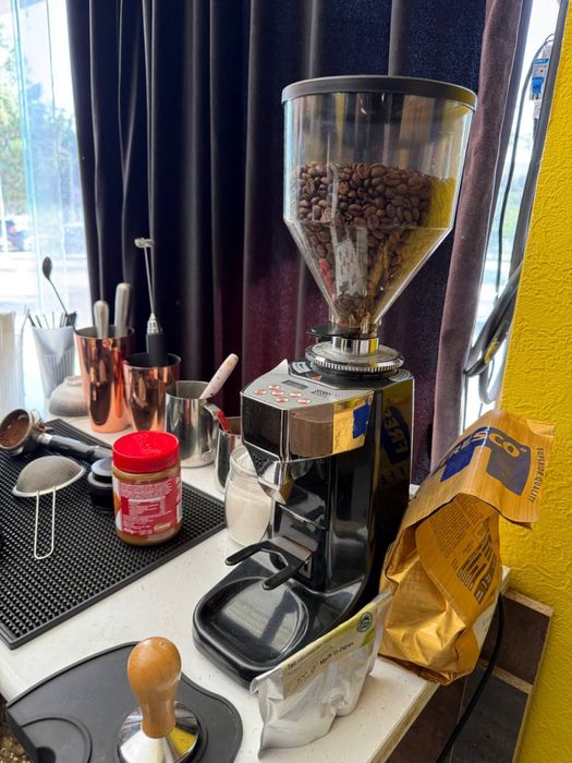 kofe maydalagich (coffee grinder)