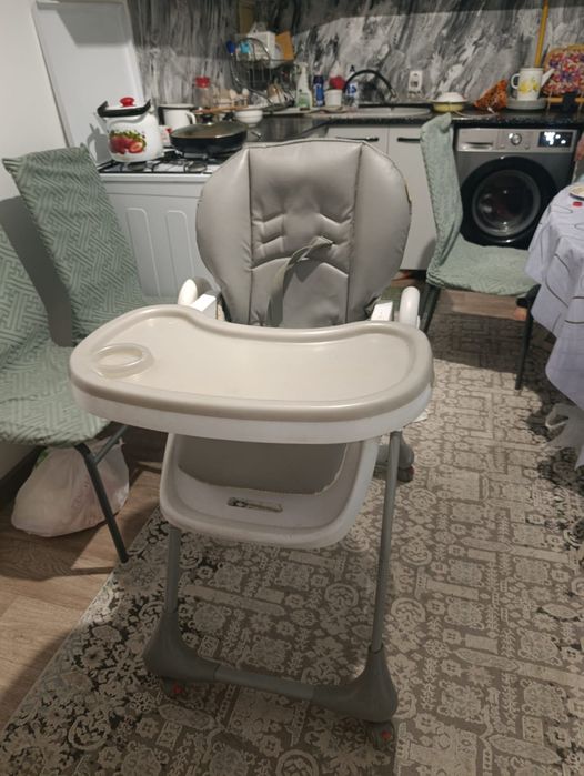 Детское кресло для кормления