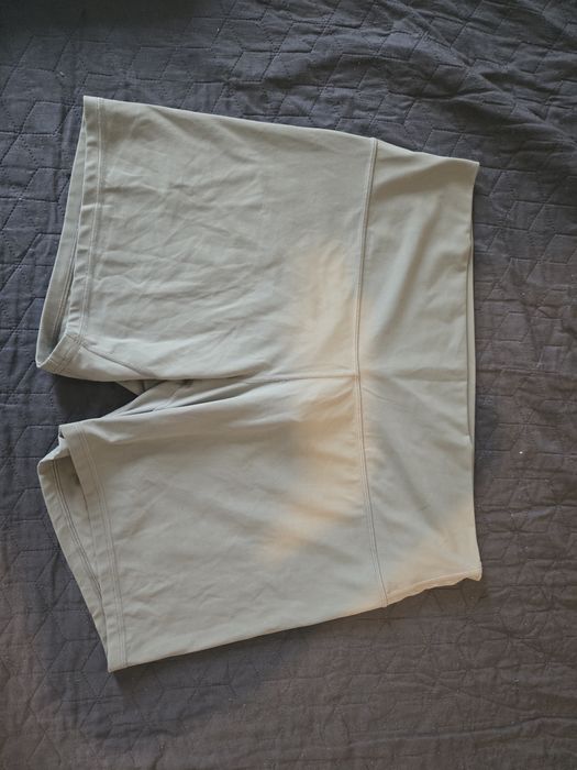 Дамски спортни клинове