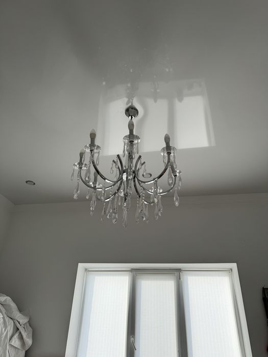 Люстра продается