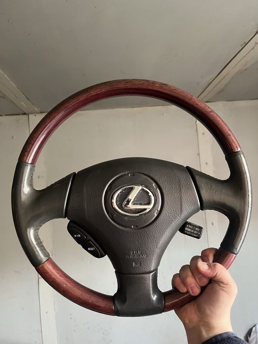Продаётся Руль ес300