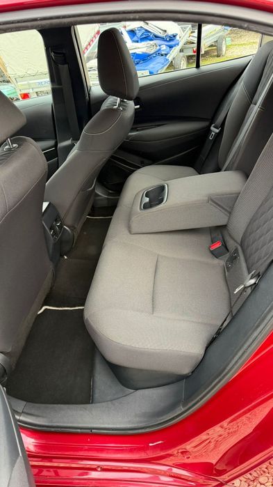Toyota Corolla Hybrid 1.8 – Revizii reprezentanta, 106.000 km