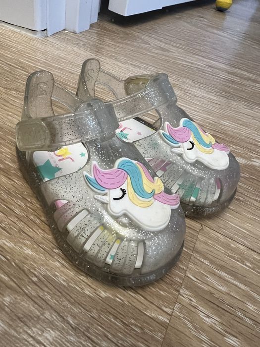 Сандалики детские