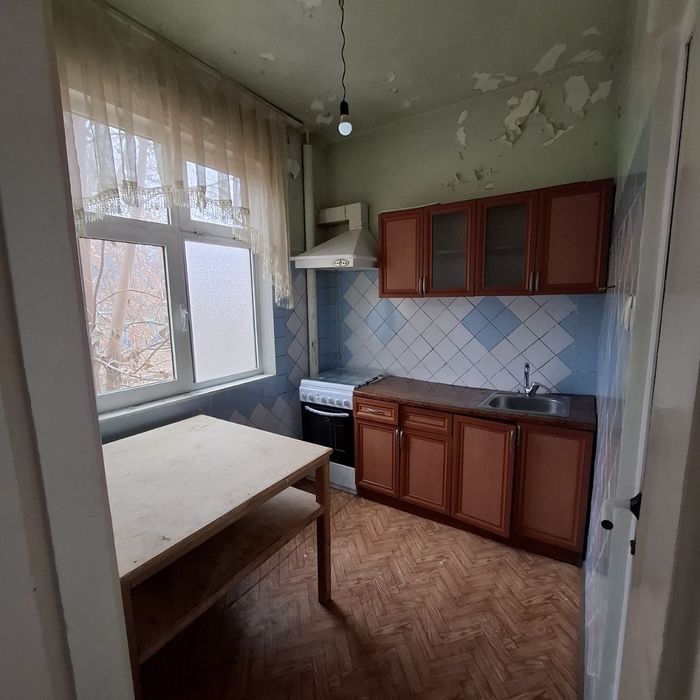 Mirzo Ulug'bek tumani 2/2/4 uy ipotekaga sotiladi