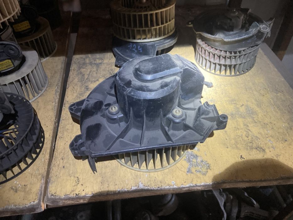 Моторчик вентилятор печки Опель Омега Б / Opel Omega B