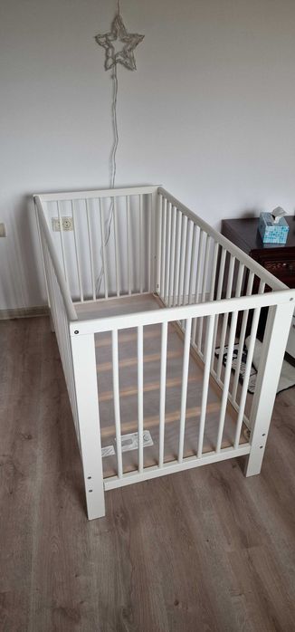 Patut ikea pentru copii cu saltea (2 bucati disponibile)