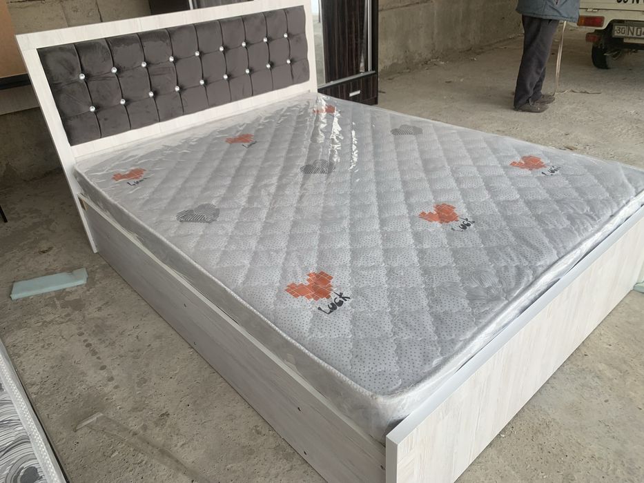 Spalni krovat sifatli va arzon