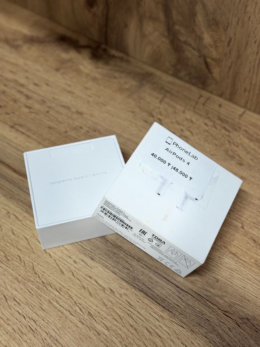 AirPods 4 / PhoneLab