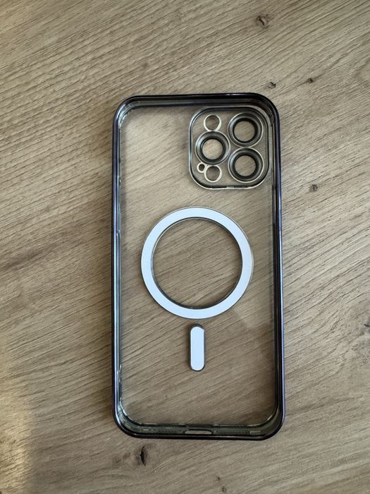 husa de telefon  Iphone 13 pro max unisex pret negociabil