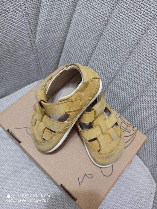 Обувки за прохождане