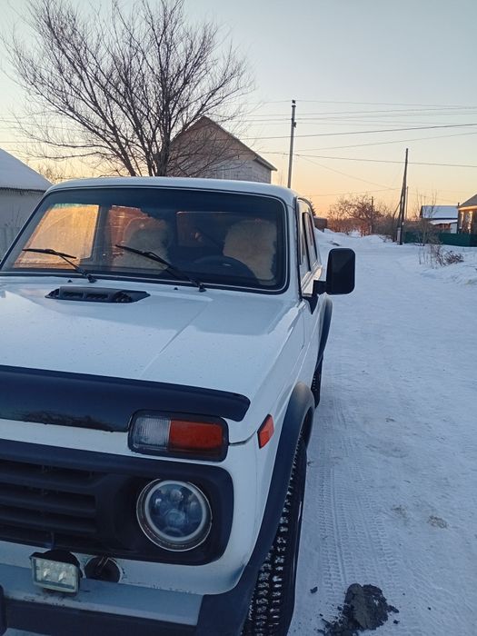 Продам автомобиль нива