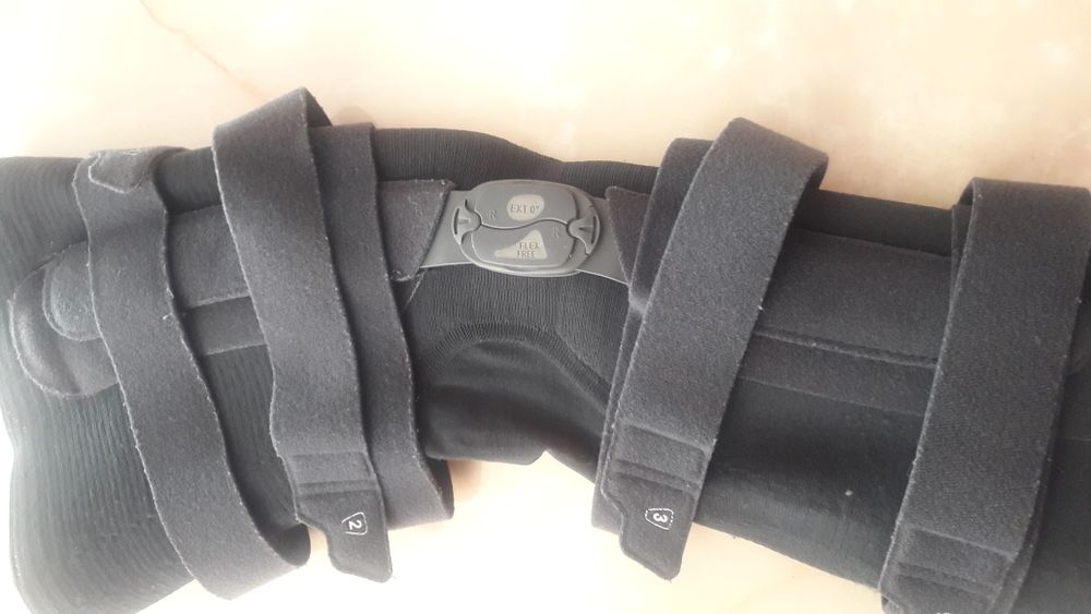 Артез для левого колена