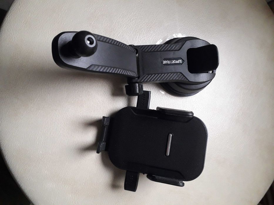 Vând suport auto pentru telefonul mobil