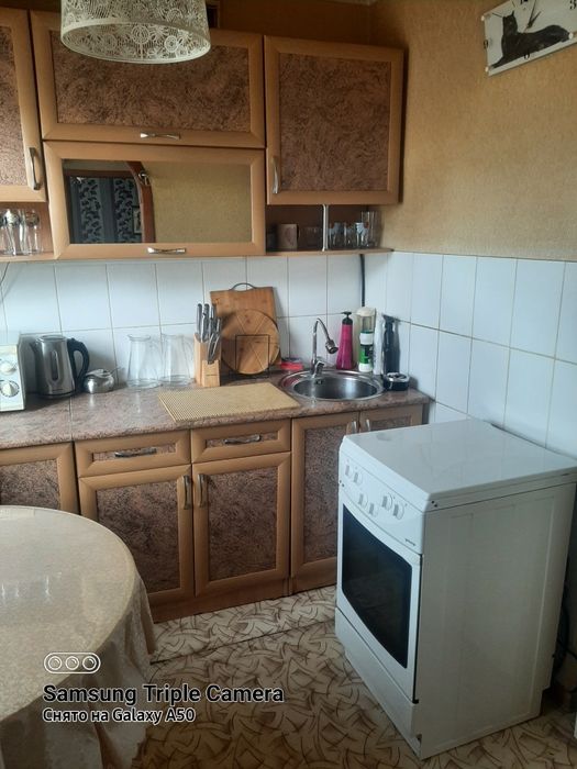 Продам трёх комнатную квартиру