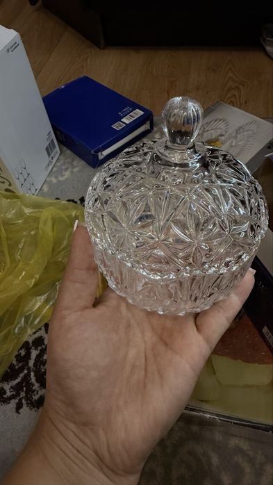 Продам сахарницу