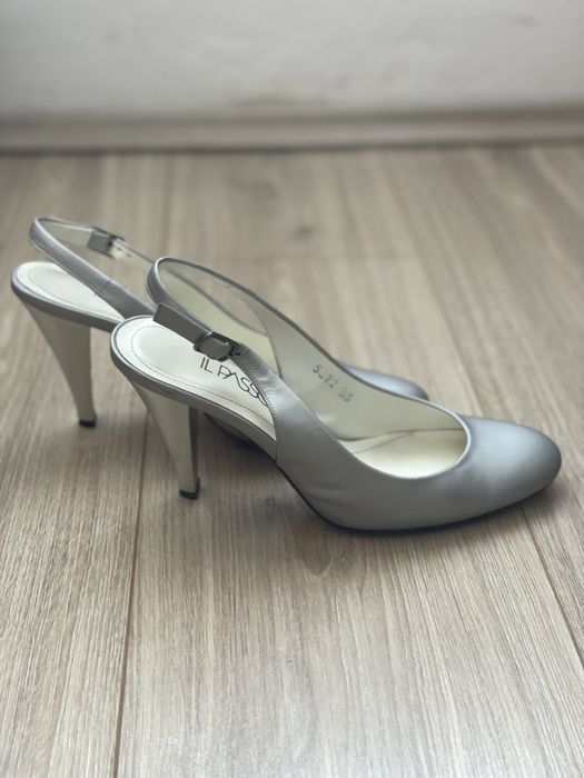 Pantofi din piele mărimea 35