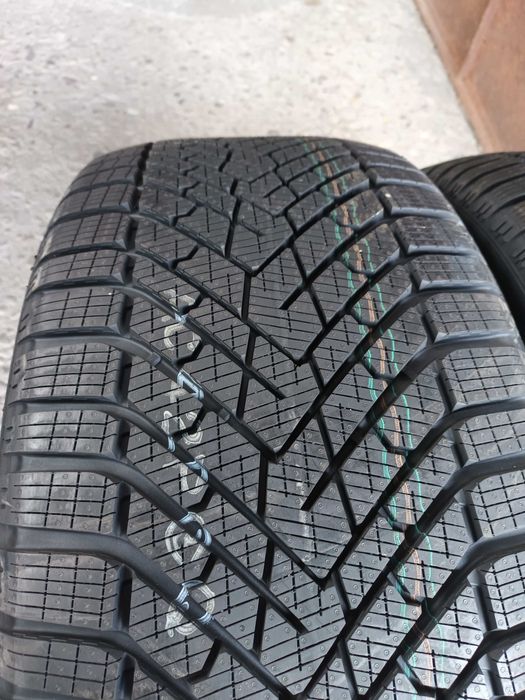 2 Нови зимни гуми 275/40 R21 Pirelli Scorpion Winter 2 107V XL борд