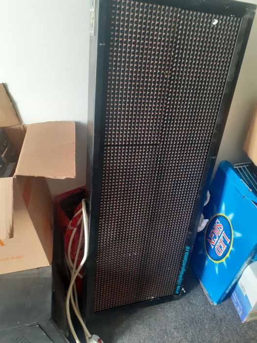 Vând reclama luminoasă led