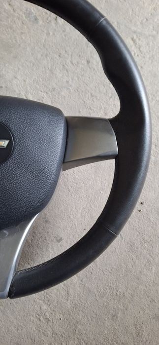 Рул от спарка стояло на матизе.
Без аирбаг
Спарк рул сотилади м