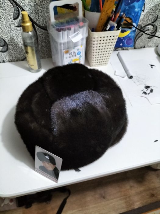 Продам шапку норковую