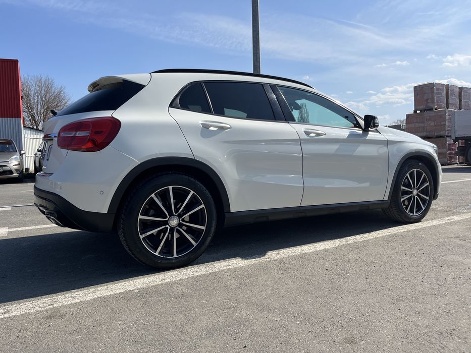 Mercedes GLA 200d 2016
