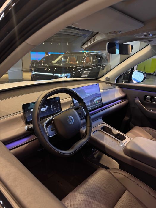 Leapmotor C16 EV 580 | Avtosalondan choyxona - sovg'aga