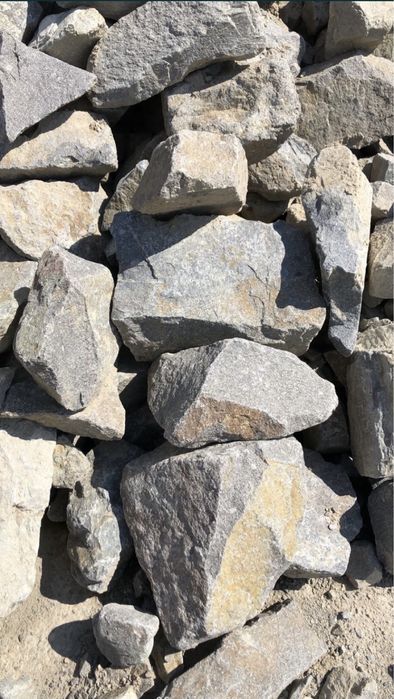 Nisip, Amestec pentru beton, Pietris, Piatra concasata, Pamant , etc.