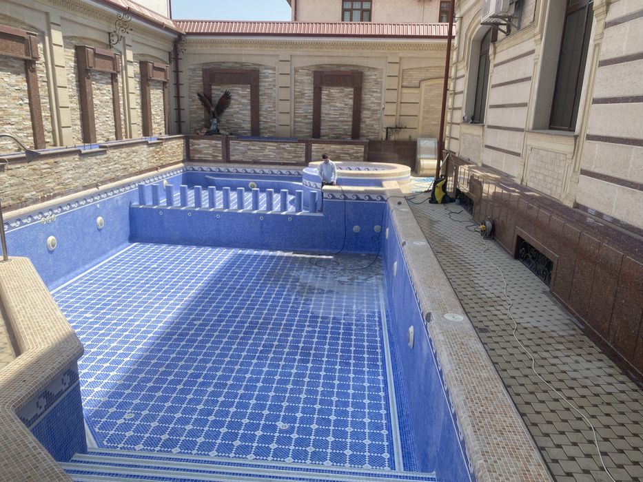 Чистка бассейнов реставрация подготовка к лету замена песка