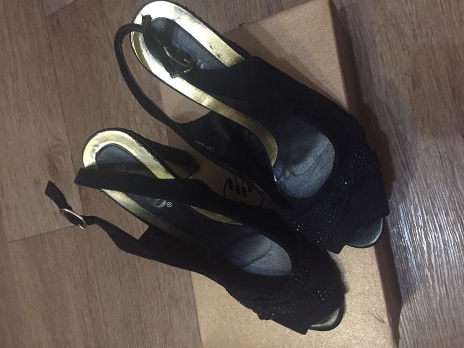 Босоножки замша со стразами