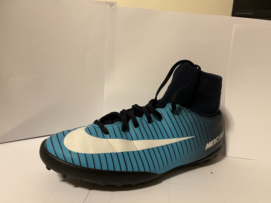 Ghete de footbal NIKE nou noute marimea 38/39