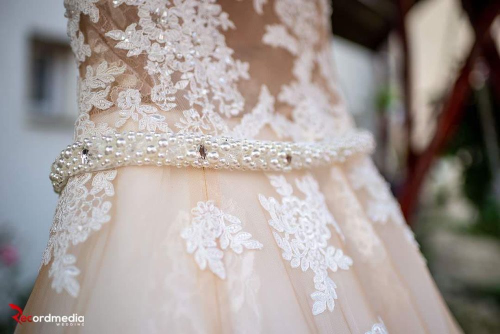 Rochie de mireasa Milla Nova, Jeneva, model deosebit