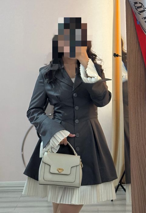 Продам все платья