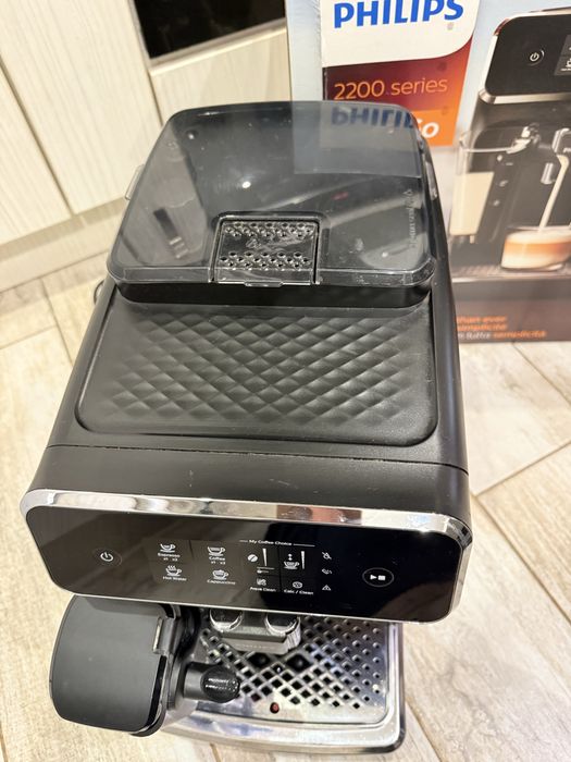 Kафемашина/автомат Philips Latte Go 2200 EP 2230