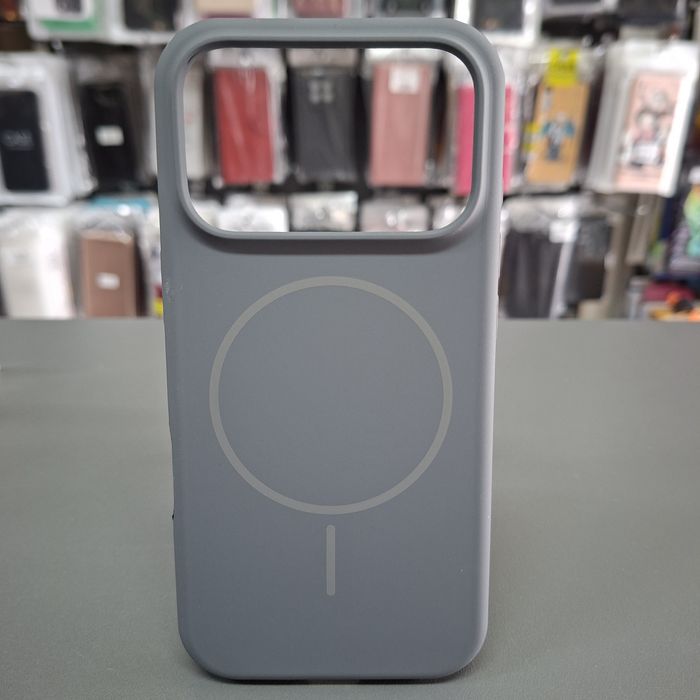 Силиконов гръб/кейс Mag safe за iPhone 17 Pro защита на камера