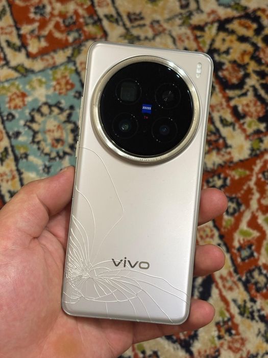 Vivo X200 pro 12/256