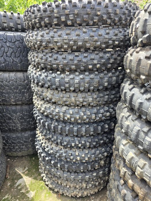 Anvelope Moto  Enduro  Wincross  90/100 - R18 //  140/80- 18 Impecabile.