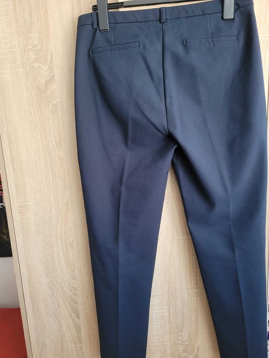Pantaloni dama Reserved