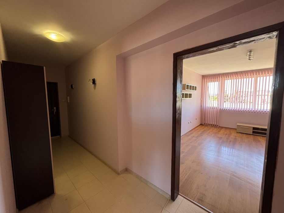 Продава се Двустаен апартамент в Казанлък - 73 кв.м за 1307 €/кв.м - Снимка #20