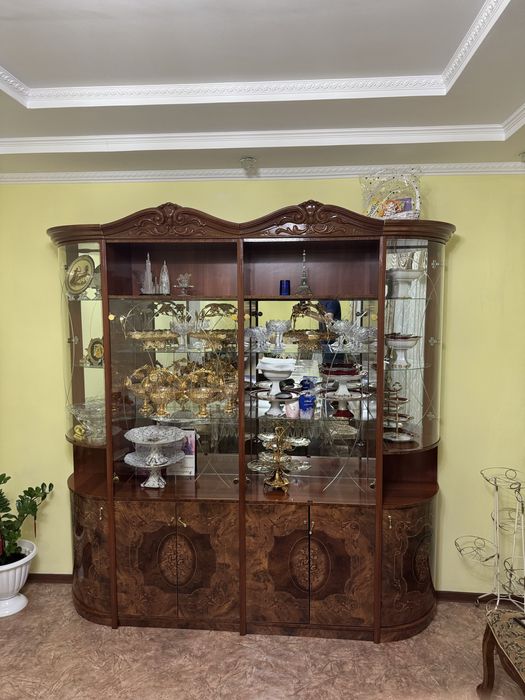 Продам сервант очень хорошем состоянии