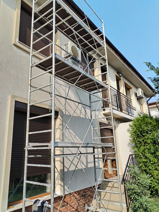 inchiriez schela mobila