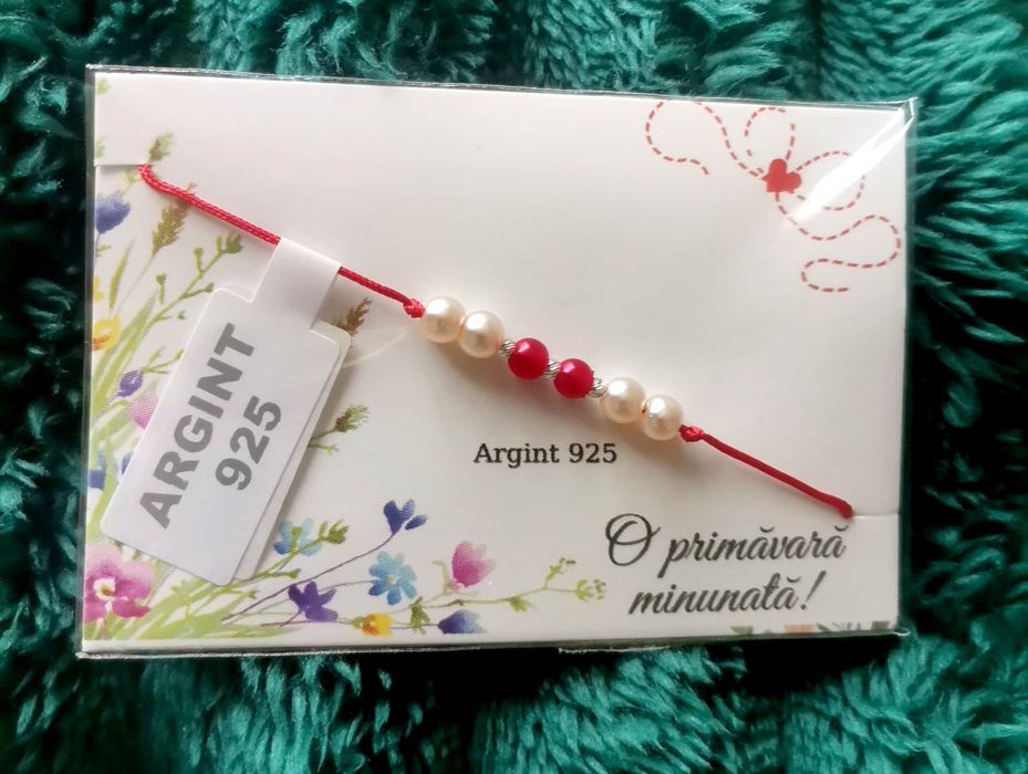 Mărțișor brățară lucrata manual cu 3 bilute din argint