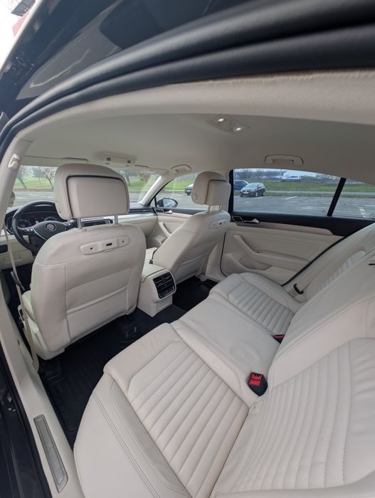 Volkswagen Passat B8 – R-Line Exterior – Piele Vienna – Virtual Cockpi