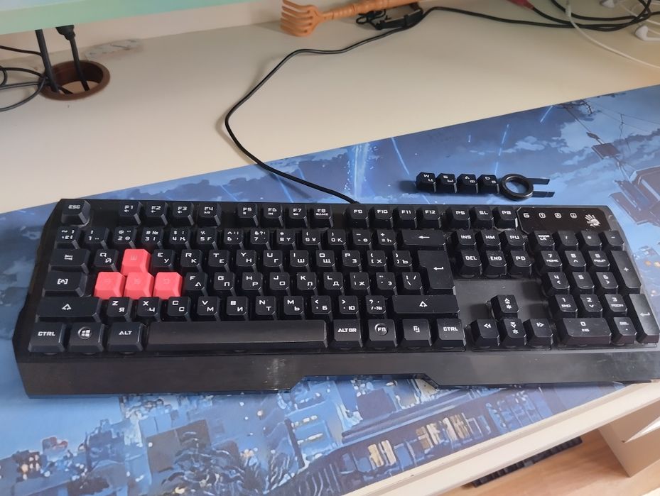 Клавиатура игровая