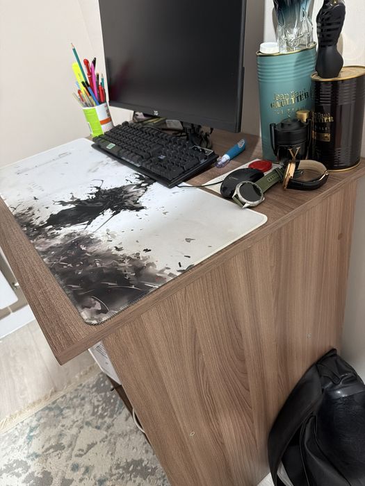 Стол хороший состояние