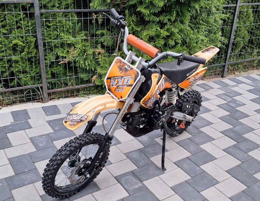 Vând cross 125 automat