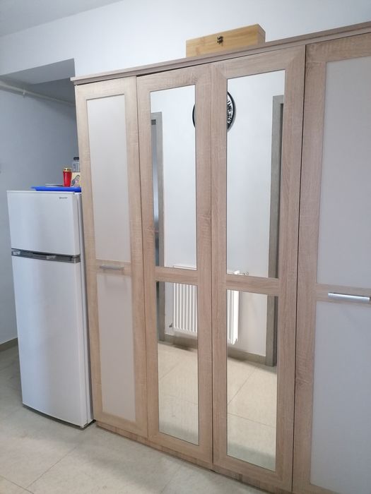 Garsoniera de vânzare
