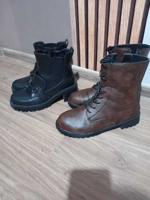 Два чифта боти за 25 лв.