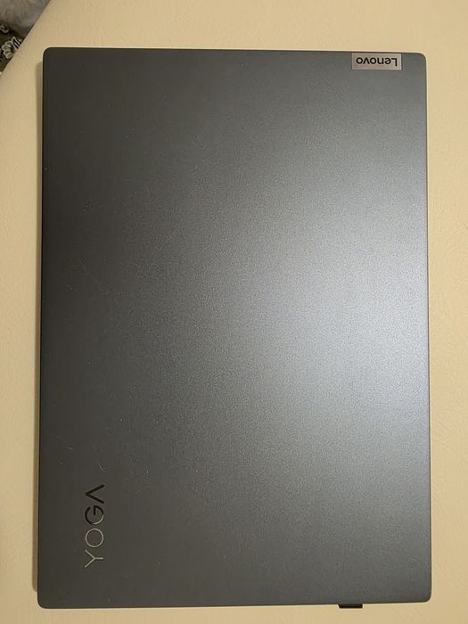 Ноутбук Lenovo yoga
