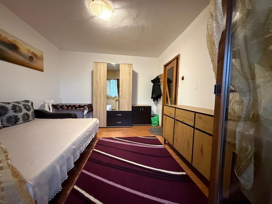 Proprietar închiriez garsoniera zona centrala